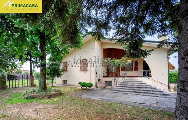 casa indipendente in vendita ad Albaredo d'Adige