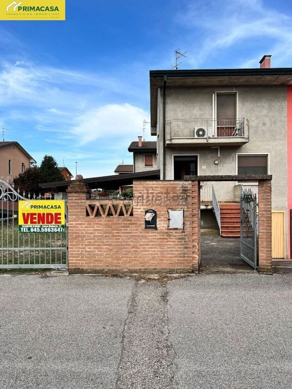 casa indipendente in vendita ad Albaredo d'Adige in zona Michellorie