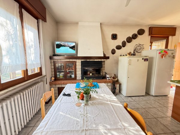 casa indipendente in vendita ad Albaredo d'Adige in zona Michellorie