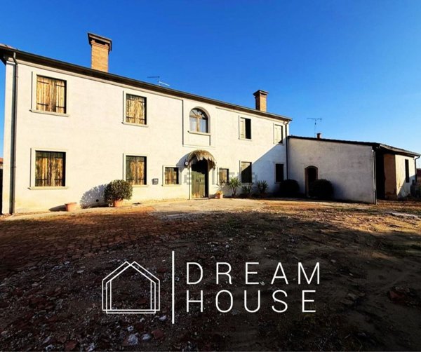 casa indipendente in vendita ad Albaredo d'Adige