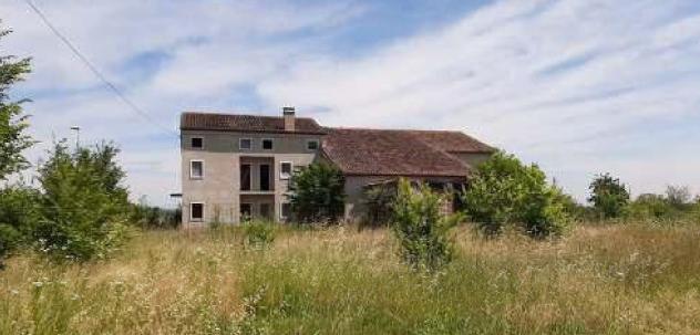 trivano in vendita ad Albaredo d'Adige in zona Presina