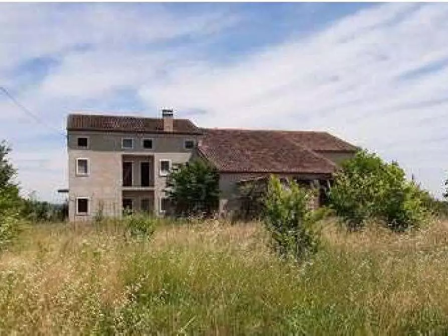 casa indipendente in vendita ad Albaredo d'Adige in zona Presina