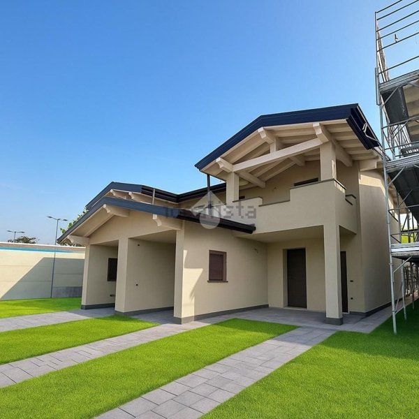 appartamento in vendita ad Albaredo d'Adige