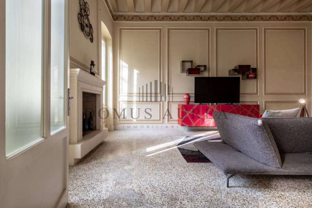 casa indipendente in vendita ad Albaredo d'Adige in zona Michellorie