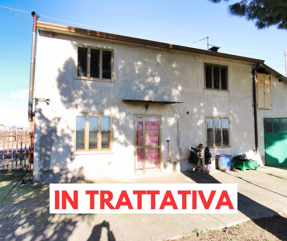 casa indipendente in vendita ad Albaredo d'Adige