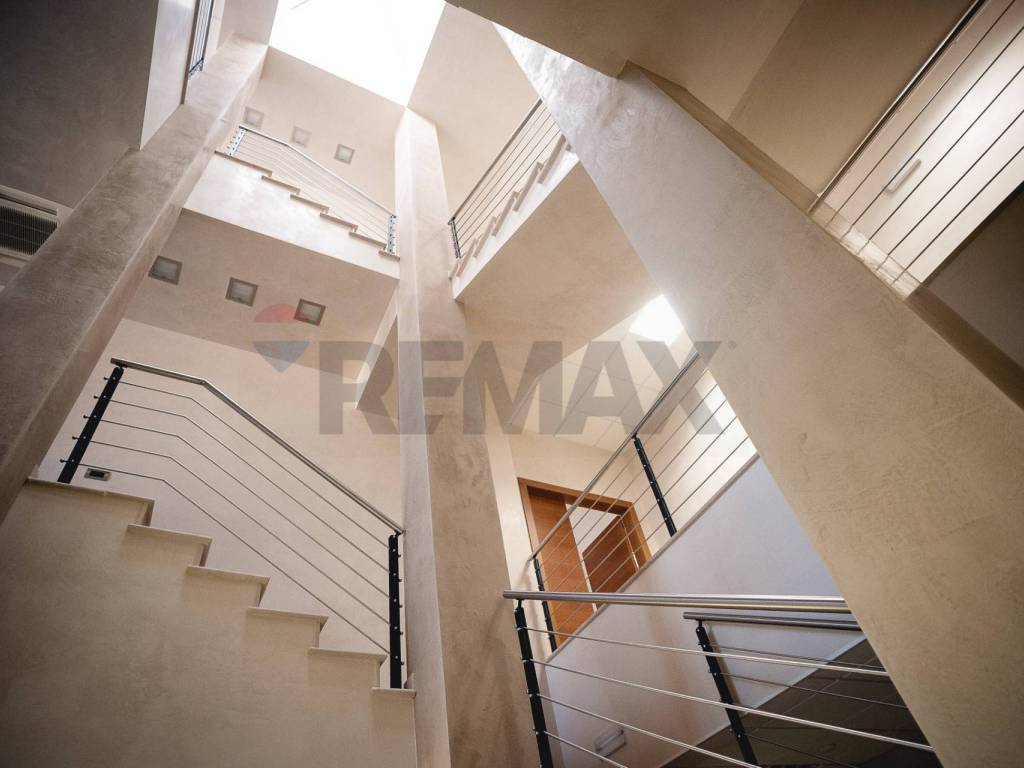 locale commerciale in vendita ad Albaredo d'Adige