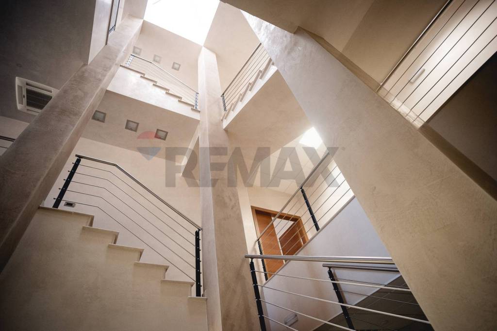 locale commerciale in vendita ad Albaredo d'Adige