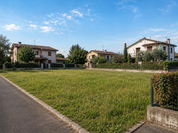 casa indipendente in vendita ad Albaredo d'Adige