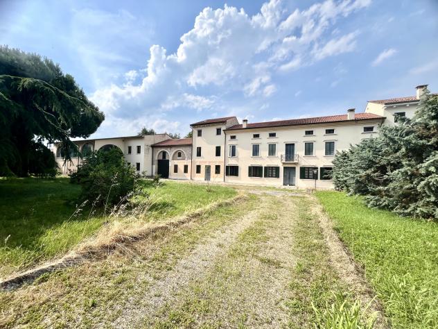 casa indipendente in vendita ad Albaredo d'Adige