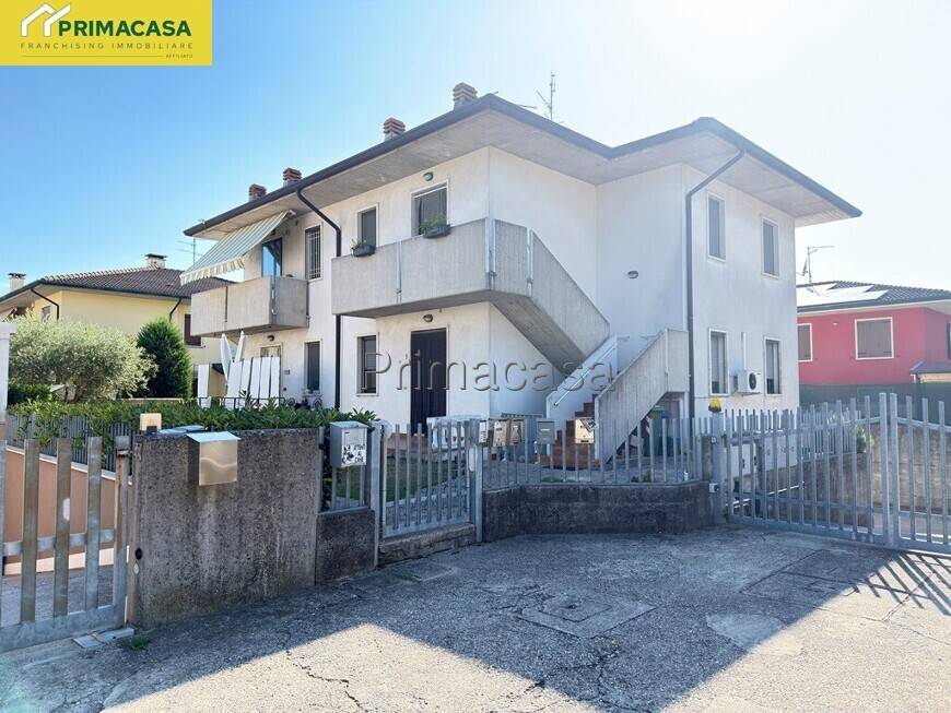 appartamento in vendita ad Albaredo d'Adige