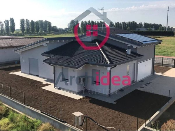 casa indipendente in vendita ad Angiari