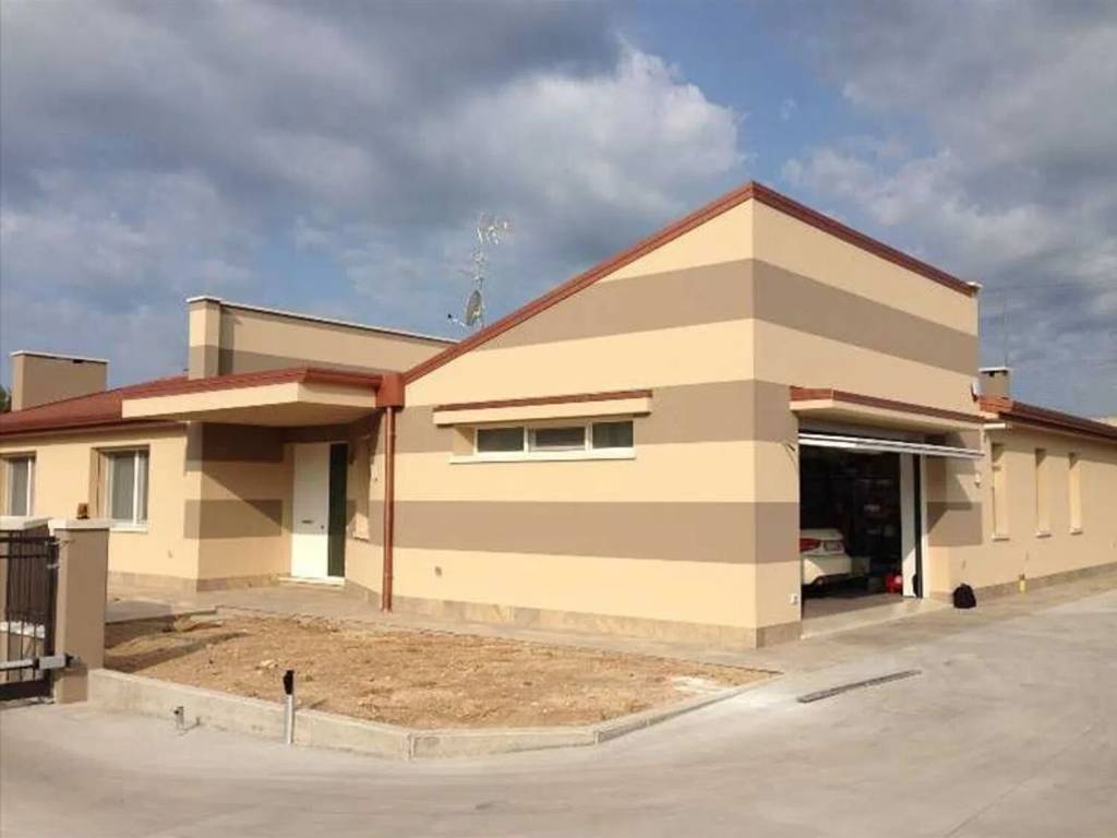 casa indipendente in vendita ad Angiari