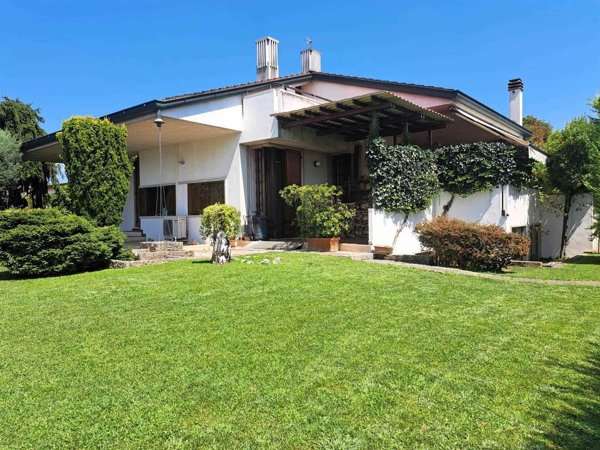 casa indipendente in vendita ad Angiari