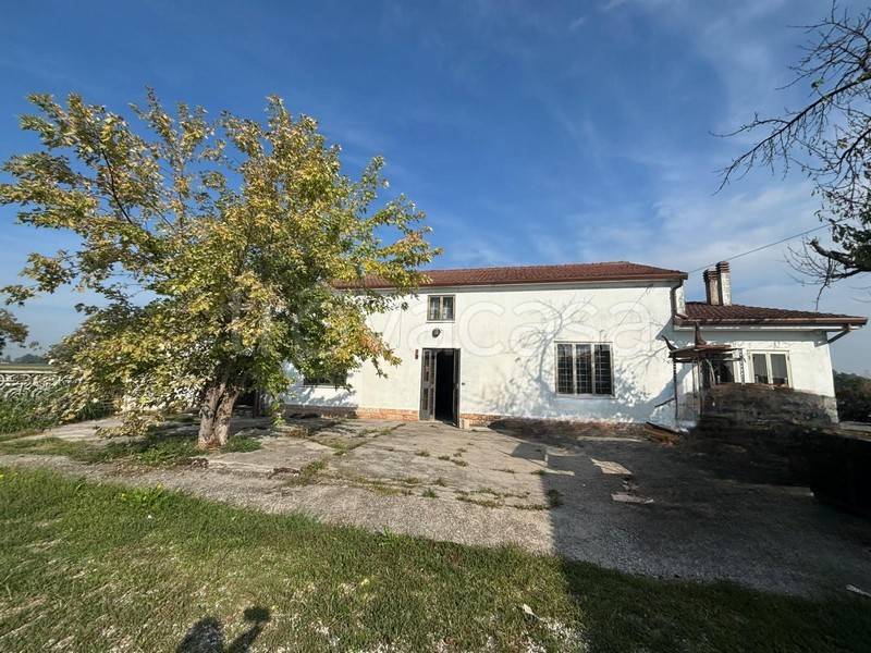 casa indipendente in vendita ad Angiari