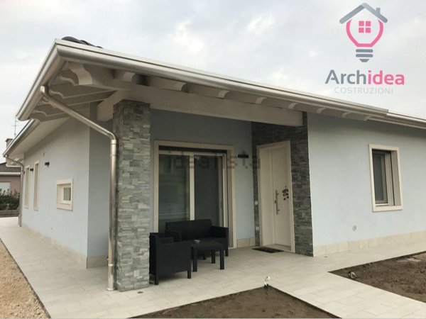 casa indipendente in vendita ad Angiari