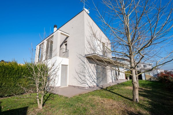 casa indipendente in vendita ad Angiari