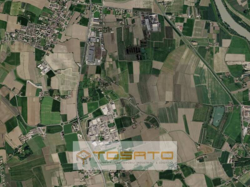 terreno edificabile in vendita ad Angiari