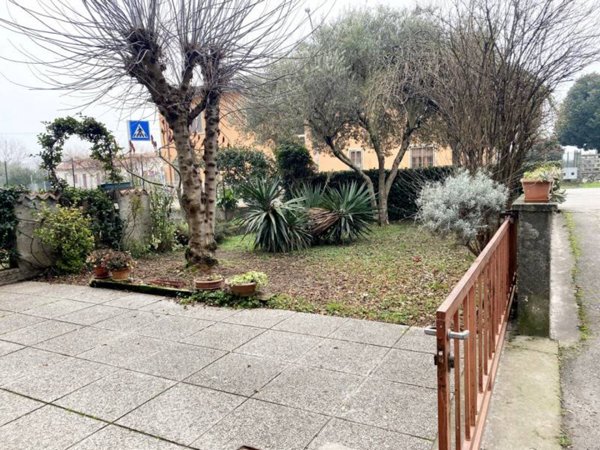 casa semindipendente in vendita ad Arcole in zona Gazzolo