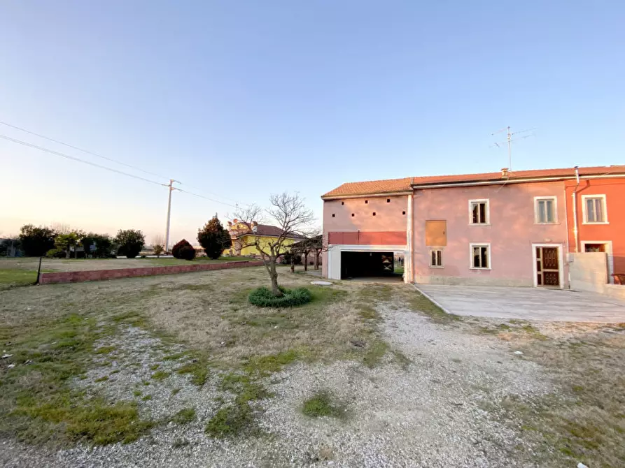 casa indipendente in vendita ad Arcole in zona Gazzolo