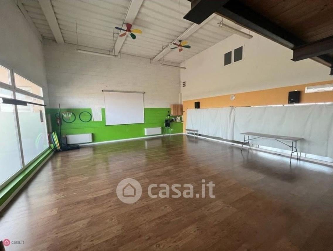 locale commerciale in vendita ad Arcole
