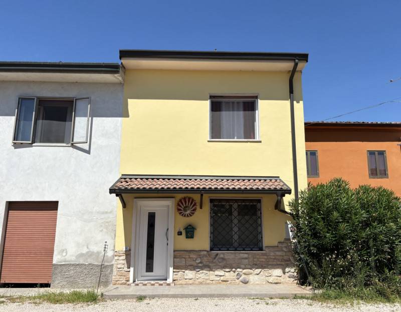 casa indipendente in vendita ad Arcole