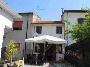 casa indipendente in vendita ad Arcole