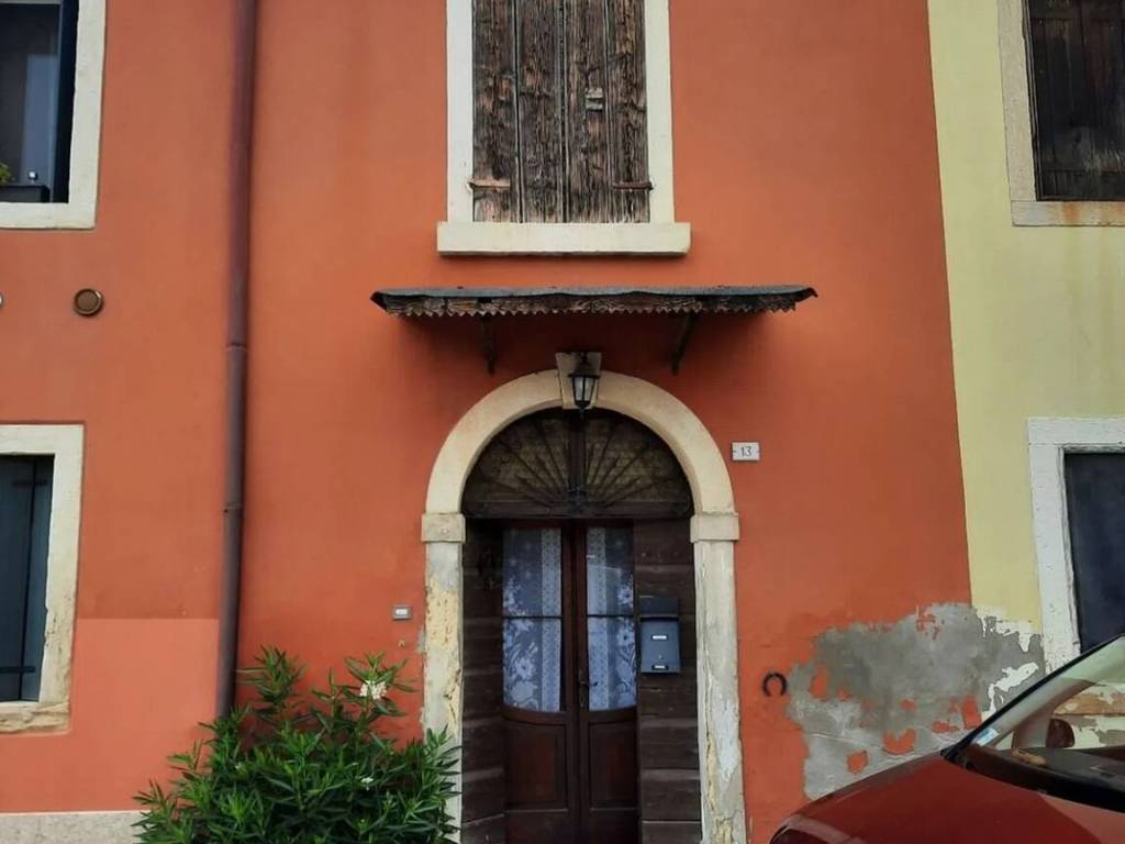 casale in vendita ad Arcole