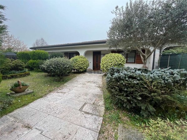 casa indipendente in vendita ad Arcole