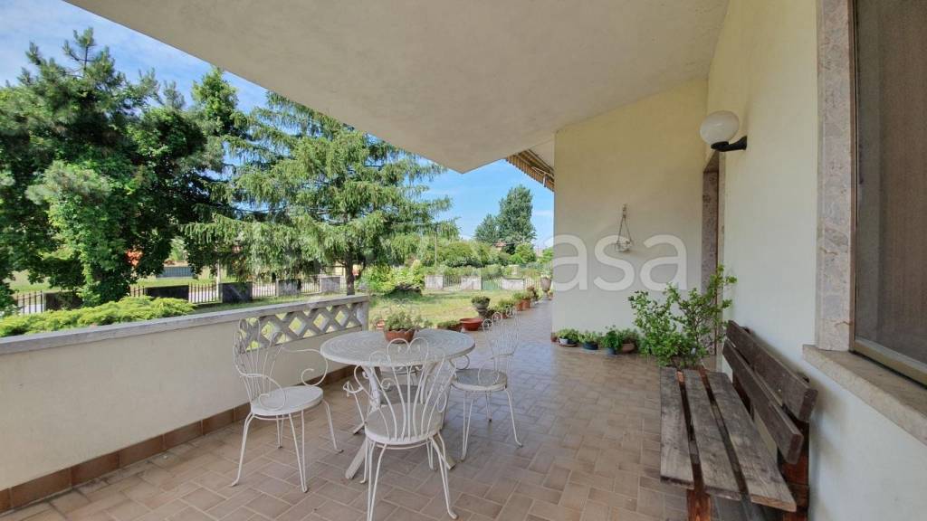 casa indipendente in vendita ad Arcole in zona Gazzolo