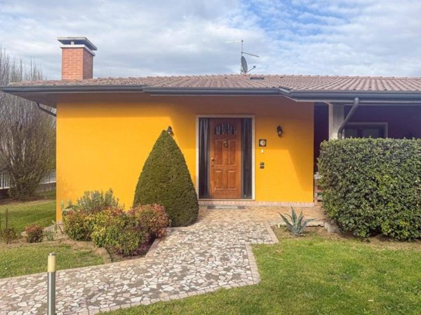 casa indipendente in vendita ad Arcole in zona Gazzolo