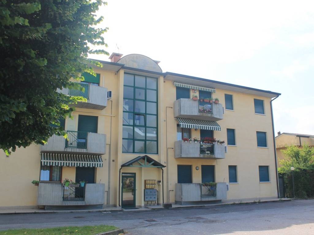 appartamento in vendita ad Arcole in zona Gazzolo