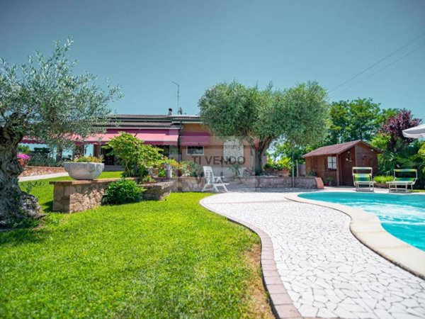 casa indipendente in vendita ad Arcole