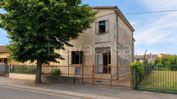 casa indipendente in vendita ad Arcole