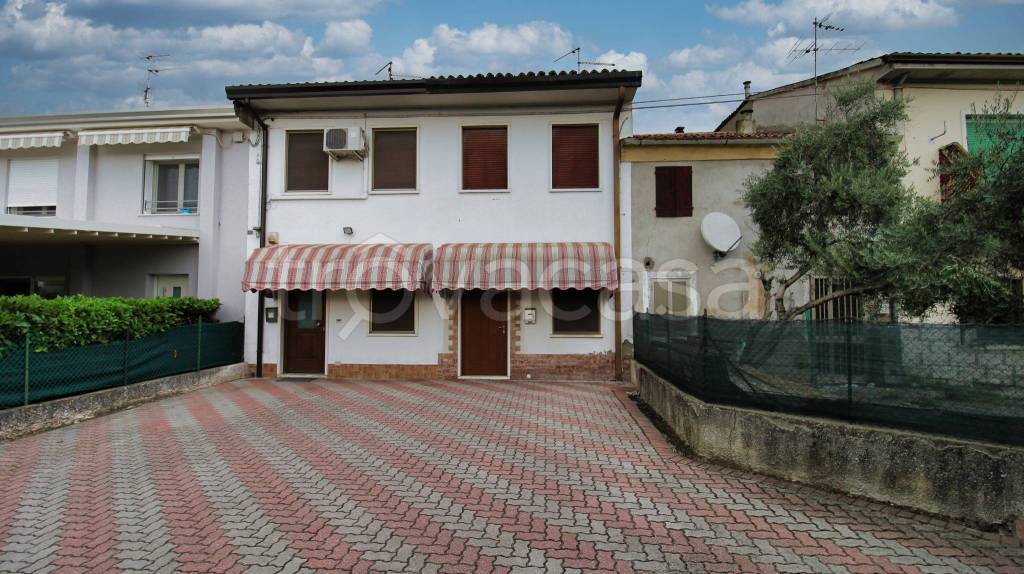 casa indipendente in vendita ad Arcole