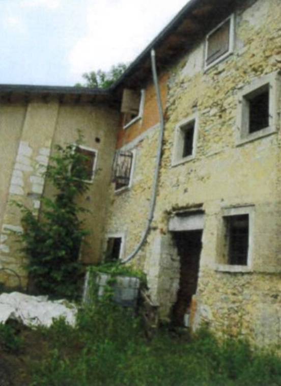 casa indipendente in vendita a Badia Calavena