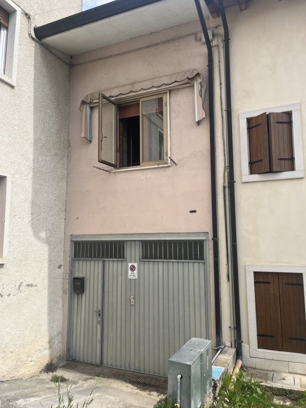 casa semindipendente in vendita a Badia Calavena