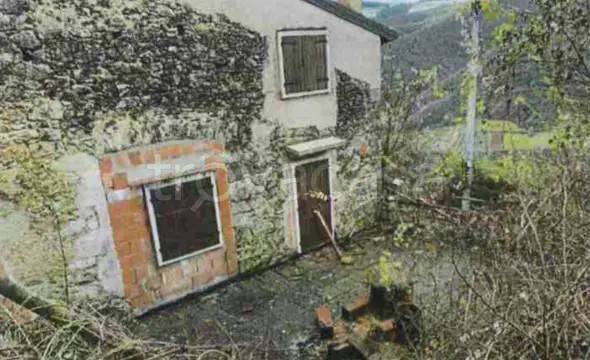 appartamento in vendita a Badia Calavena