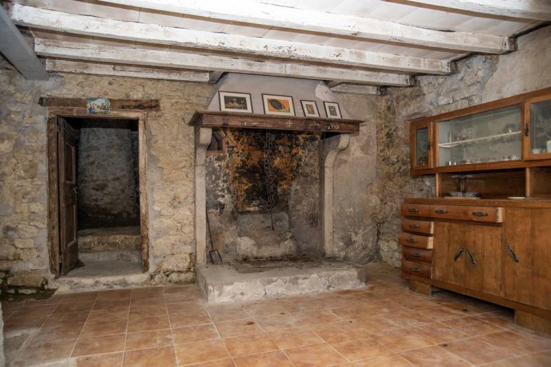 casale in vendita a Badia Calavena in zona Sprea
