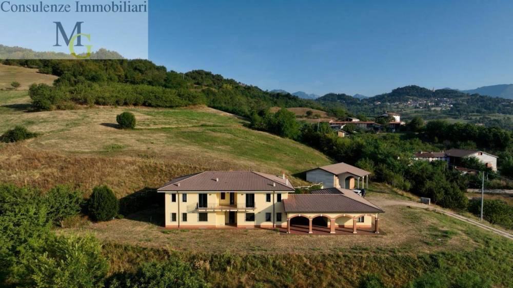 casa indipendente in vendita a Badia Calavena