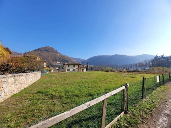 terreno edificabile in vendita a Badia Calavena