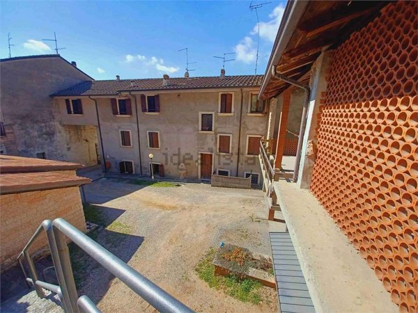 intera palazzina in vendita a Badia Calavena in zona Sant'Andrea