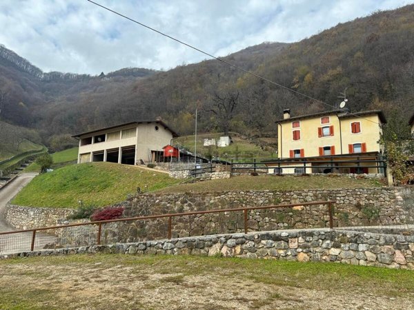 appartamento in vendita a Badia Calavena