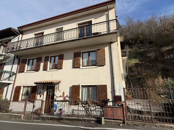 casa indipendente in vendita a Badia Calavena