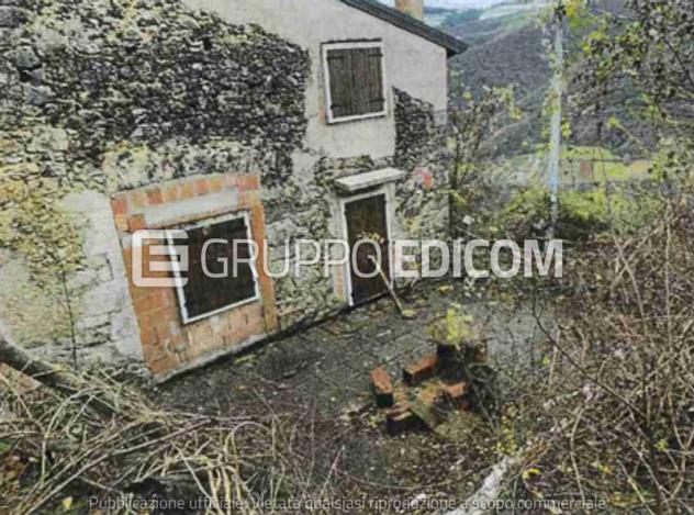 locale commerciale in vendita a Badia Calavena