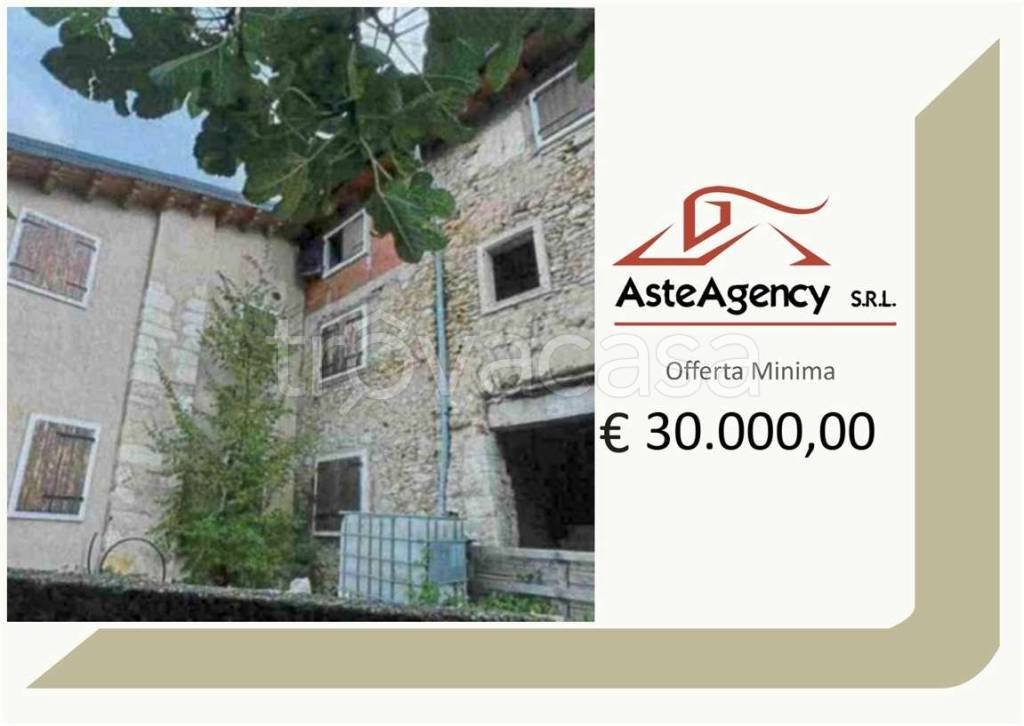 casa indipendente in vendita a Badia Calavena