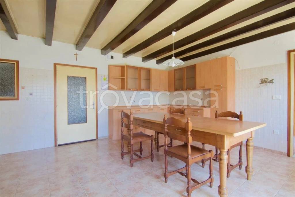 casa indipendente in vendita a Badia Calavena