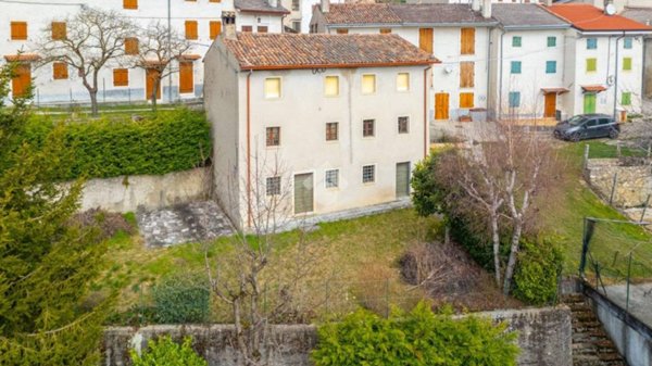 casa indipendente in vendita a Badia Calavena