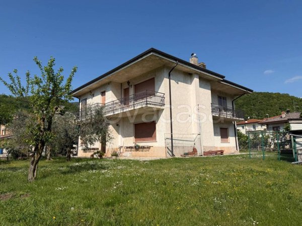 casa indipendente in vendita a Badia Calavena