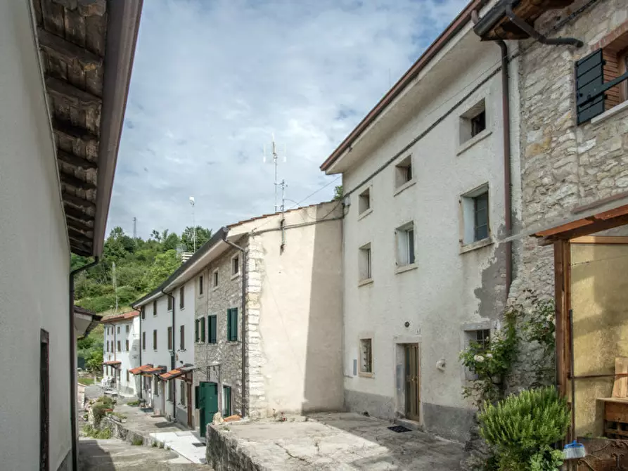 casa indipendente in vendita a Badia Calavena in zona Sprea