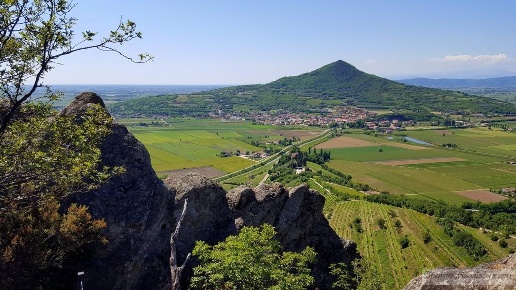quadrivano in vendita a Badia Calavena in zona Sant'Andrea
